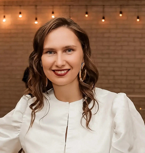 Алёна Аметова